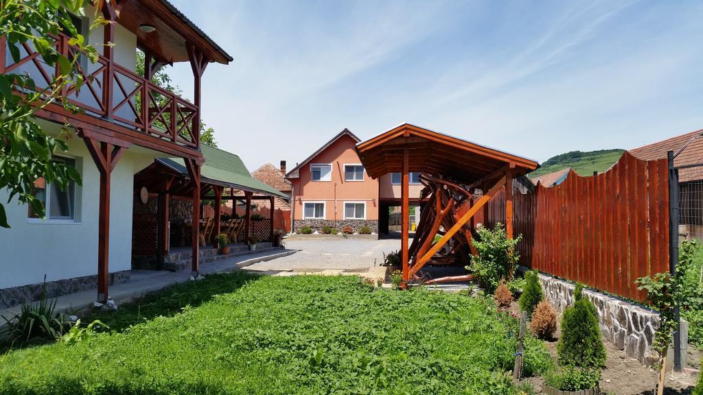 מלון Fantanele  Casa Agnes Vendeghaz מראה חיצוני תמונה